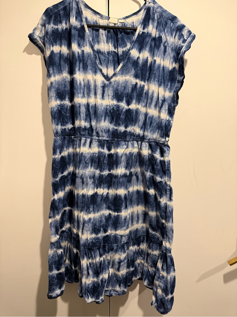 GAP Blue and White Tie-Dye V‑Neck Mini Dress